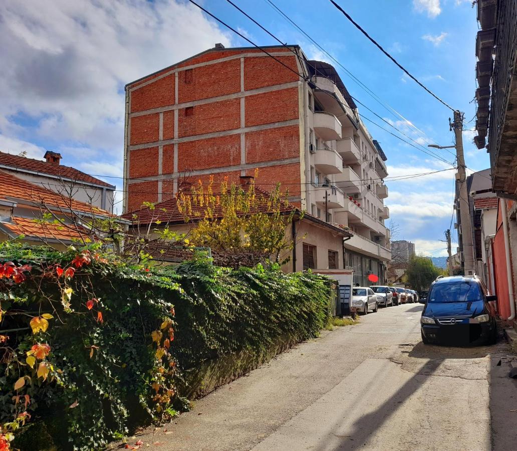Limone Apartmani Ni Exterior foto